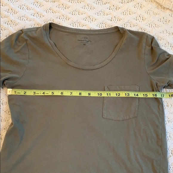 J Crew Factory Women's - Short Sleeve Pocket Tee - Picture 5 of 6